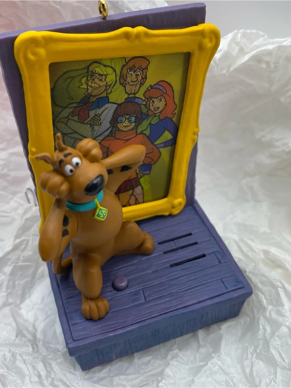 Scooby-Doo Framed Holiday Ornament - Purple & Yellow